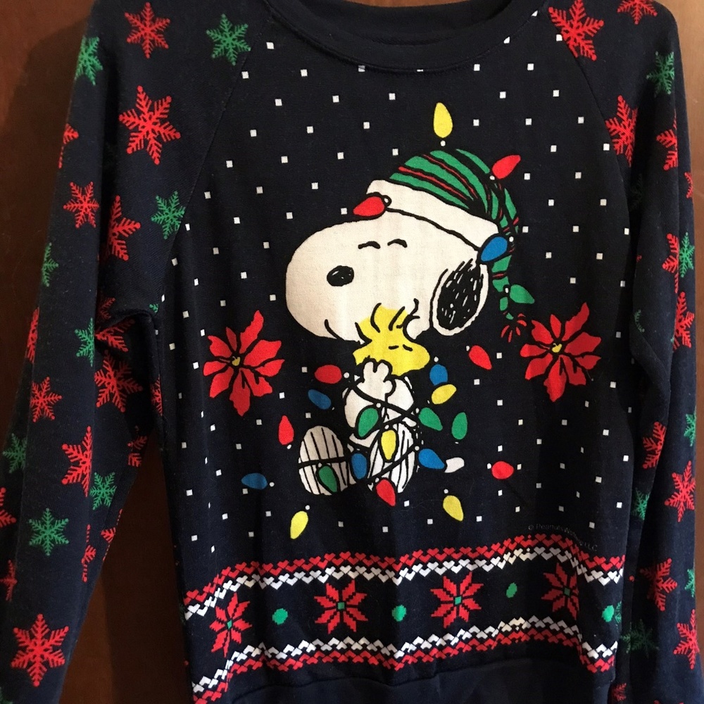 Peanuts sweater